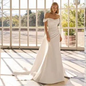 Luna Novias – Fara